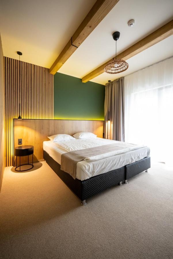 Hotel Stokker 3*