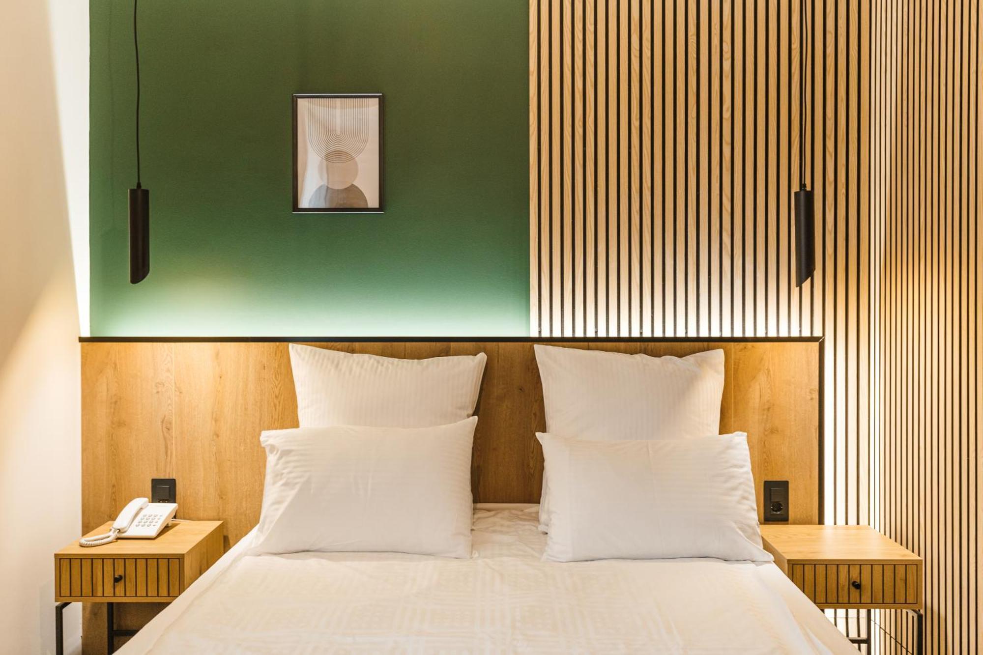 Hotel Stokker 3*